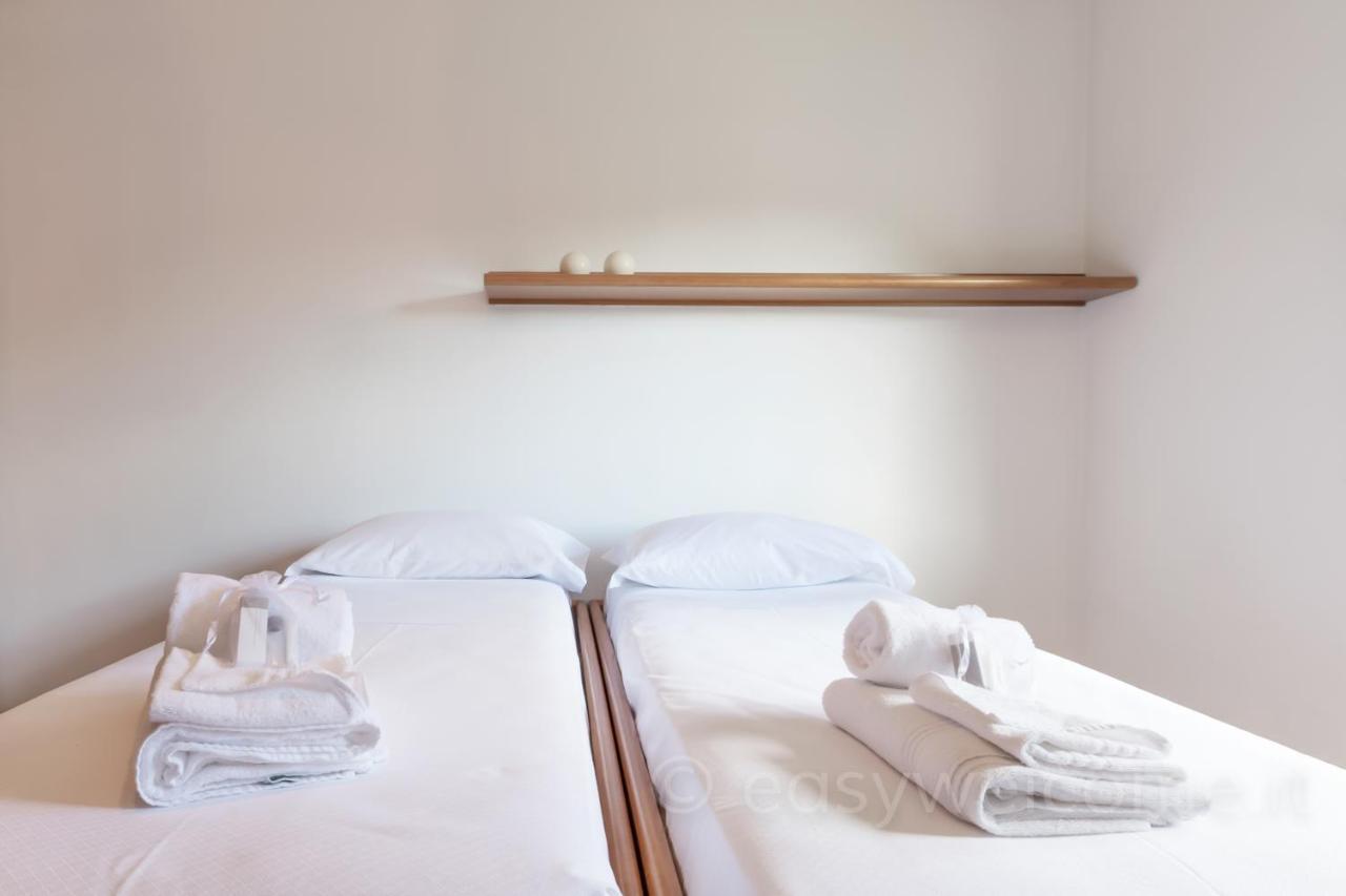 Easy Welcome Ghisallo - Bellagio Apartamento Exterior foto